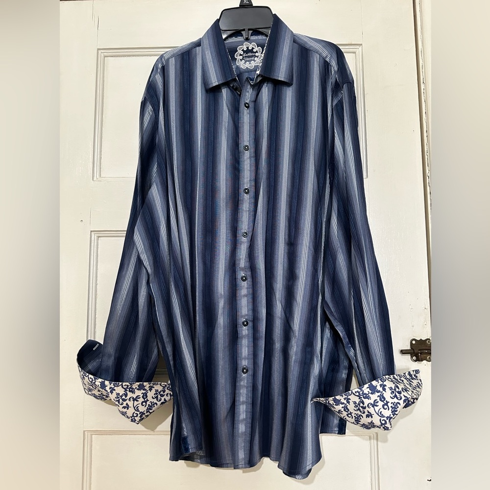 Luciano Visconti, button-down shirt. fantastic condition! Size XL.